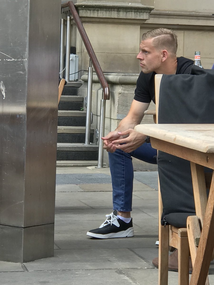 Deal maybe not quite dead yet. Vydra in city square.